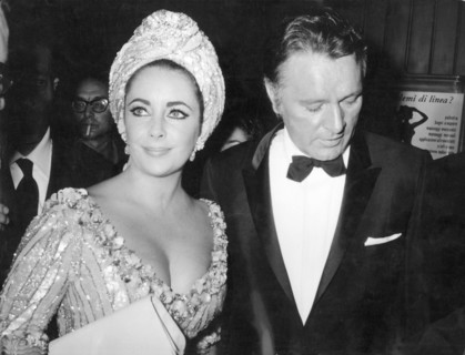 Elizabeth TAYLOR with husband Richard BURTON, Rome 1966