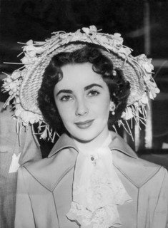 Elizabeth TAYLOR, portrait 1950