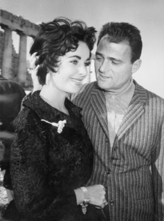 Elizabeth TAYLOR and Mikle TODD in Athens, 1958