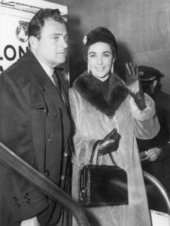 Elizabeth TAYLOR and Mikle TODD, London 1958