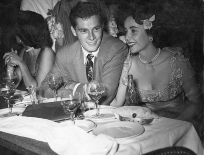 Elizabeth TAYLOR and Conrad HILTON Jr.