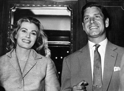 Anita EKBERG and Anthony STEEL, 1956