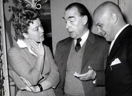 Erich Maria REMARQUE with actors 1956