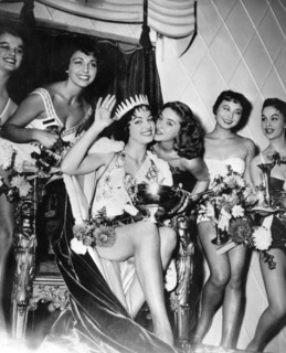 Petra SCHÜRMANN as Miss World, London 1956