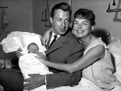 Peter ALEXANDER with his wife Hilde and daughter Susanne, Vienna 1958