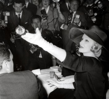 Marlene DIETRICH in Berlin