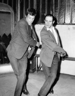 Jean Paul BELMONDO practices flamenco