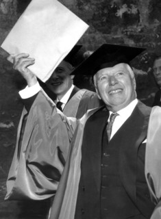 Charlie CHAPLIN receives an honorary doctorate, 1972