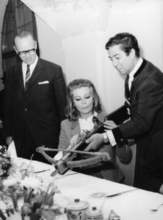 Anita EKBERG and Vico TORRIANI, Munich 1967