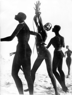 VERUSCHKA posing next to mannequins