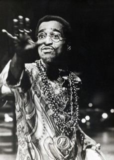 Sammy DAVIS Jr. at a stage performance