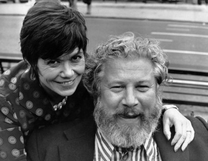 Peter USTINOV with his wife Helene DU LAU d'Allemans, 1972