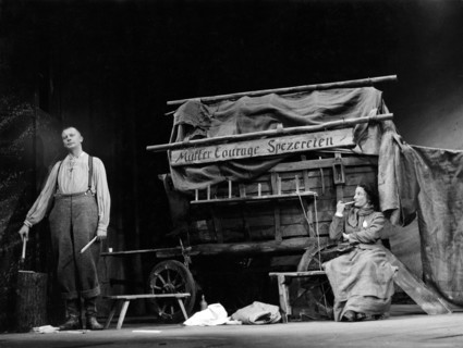 Ida EHRE in 'Mother Courage' 1952