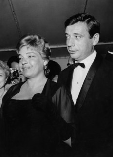 Yves MONTAND and Simone SIGNORET in Cannes 1961