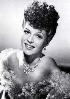 Rita HAYWORTH, portrait 1942