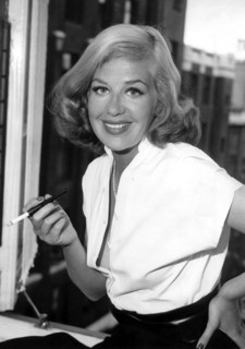 Hildegard KNEF