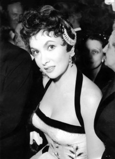 Gina LOLLOBRIGIDA at the Italian Film Festival in Tivoli, 1954