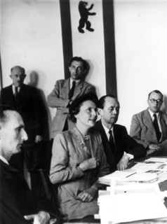 Leni RIEFENSTAHL in front of the denazification tribunal