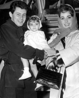 Elizabeth TAYLOR, Eddie FISHER and daughter Liza