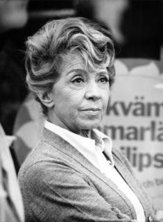 Inge MEYSEL in a film scene from 'A Divorced Woman'
