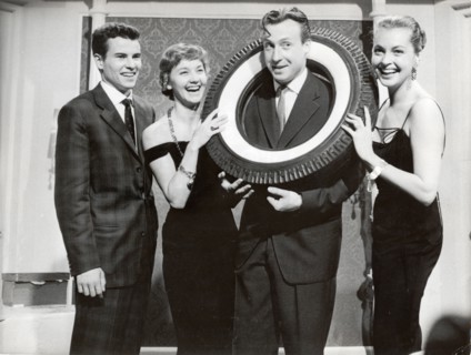 Horst BUCHHOLZ, Liselotte PULBER, Nadja TILLER and Peter ALEXANDER, 1957