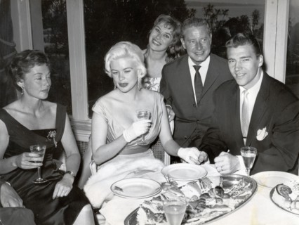 L. PALMER, J. MANSFIELD, K. FISCHER, D. BORSCHE and M. HARGITAY, 1958