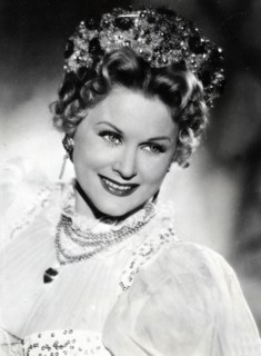 Marika RÖKK, portrait