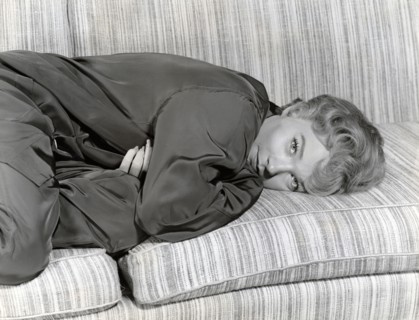 Shirley MacLAINE , resting