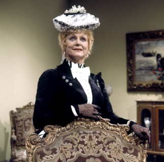Marika RÖKK, portrait with hat
