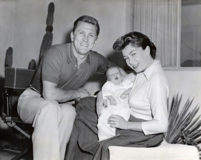 Kirk DOUGLAS with wife Anne BUYDENS and son Peter Vincent, 1956