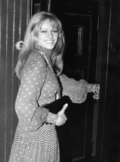 Nathalie DELON, portrait 1969