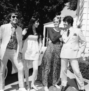 SONNY and CHER, TWIGGY and Justin de VILLENEUVE