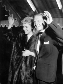 Hardy KRÜGER and Susanne CRAMER, 1958