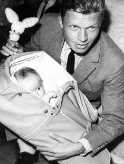 Hardy KRÜGER, with a baby in 1959