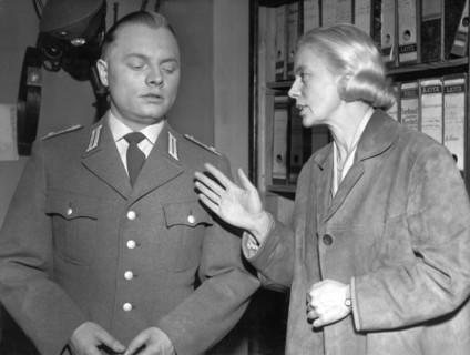 Günther SIEGMUND and Heidi KABEL in 'Man must be human' 1959