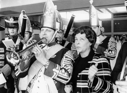 Ilse WERNER, military concert 'From March to Musical', Hamburg 1972