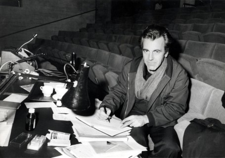 Maximilian SCHELL as director at the Olivier Theatre, London 1977