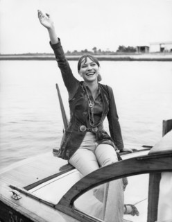 Anna KARINA waving on a boat, Venice 1970