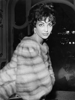Petra SCHÜRMANN, at the election of 'German Ambassador of Fashion', 1958