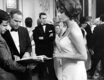 Marlon BRANDO, Sophia LOREN, filming "The Countess of Hong Kong", 1966
