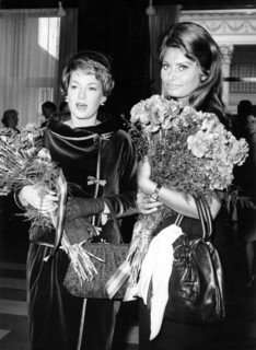 Bambi Awards ceremony 1961 in Karlsruhe, Ruth Leuwerick and Sophia Loren
