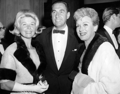 Doris DAY together with husband Martin MELCHER and Eve ARDEN