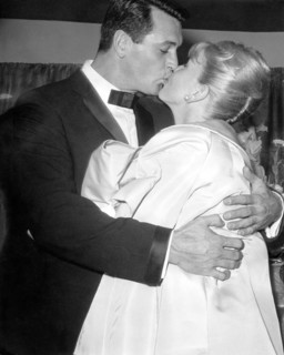 Rock HUSON and Doris DAY kiss at a film premiere