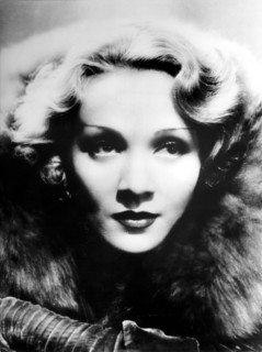 Marlene DIETRICH, portrait