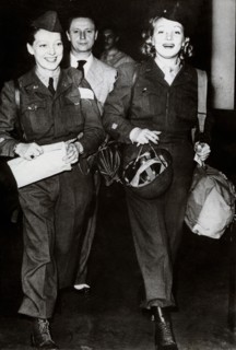 Marlene DIETRICH as a soldier