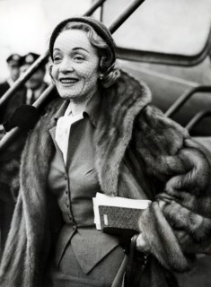 Marlene DIETRICH in a fur coat