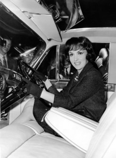 Gina LOLLOBRIGIDA in a Rolly Royce, 1959