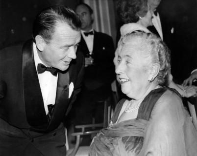 Agatha CHRISTIE in conversation with John MILLS