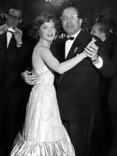 Romy SCHNEIDER dances with Alfred WEIDENMANN, Hamburg 1958