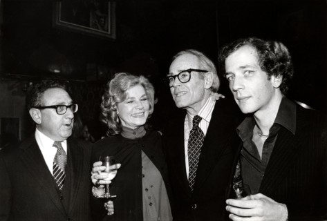 H. KISSINGER, L. BACALL, H. FONDA and S. BOGART